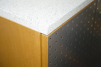 Corean, Holz und Metall